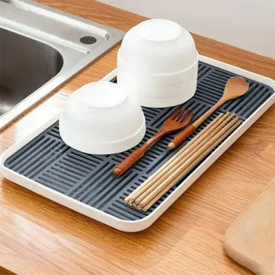 egouttoir a vaisselle grillepro noir pour un plan de travail toujours propre et sec
