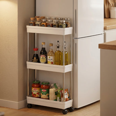 petite desserte cuisine blanche dans coin près du frigo solution gain de place idéale