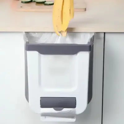 poubelle sous evier cuisine compacte fixation sur porte de placard
