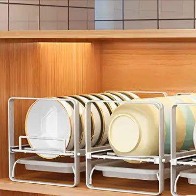 rangement sous evier modulable solution pratique pour vaisselle visible et accessible